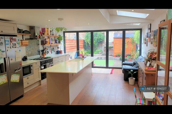 4 Bedroom Terraced House To Rent In Hassett Road, London, E9