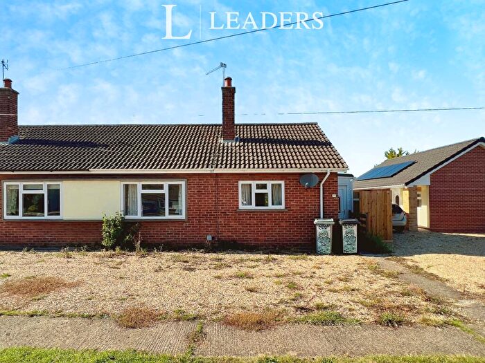2 Bedroom Bungalow To Rent In Bourne Road, Corby Glen, NG33