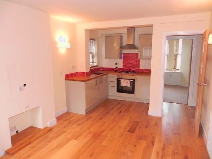 1 Bedroom Flat To Rent In Ludlow Road, Guildford, GU2