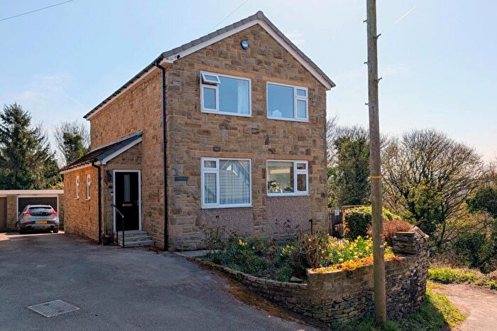 3 Bedroom Detached House For Sale In Woodhead Lane, Brighouse, West Yorkshire, HD6