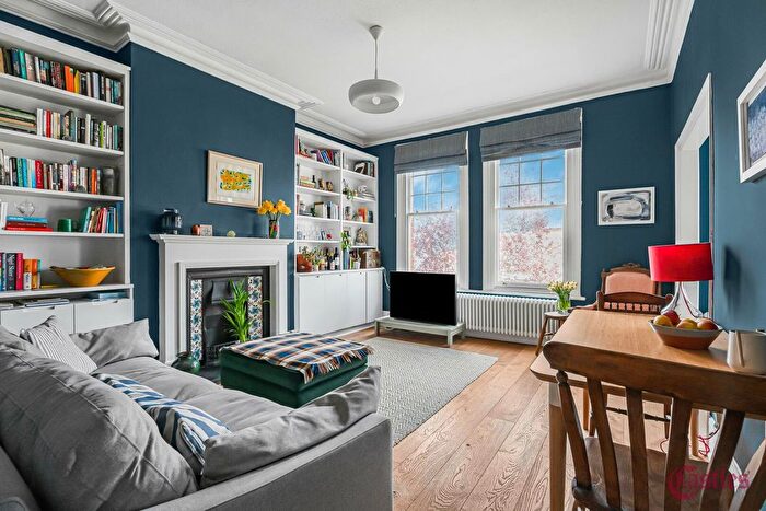 2 Bedroom Flat For Sale In Weston Park, N8