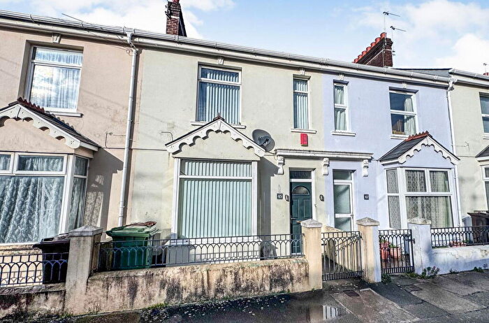 2 Bedroom Terraced House For Sale In Tresillian Street, Cattedown, Plymouth, PL4