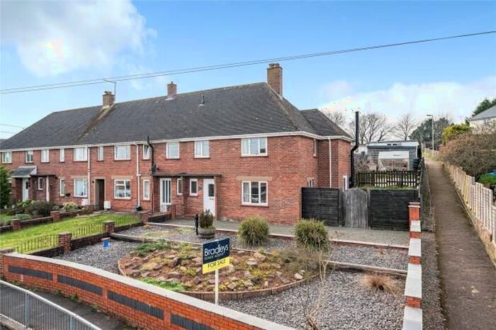 3 Bedroom Semi-Detached House For Sale In Spruce Park, Crediton, Devon, EX17