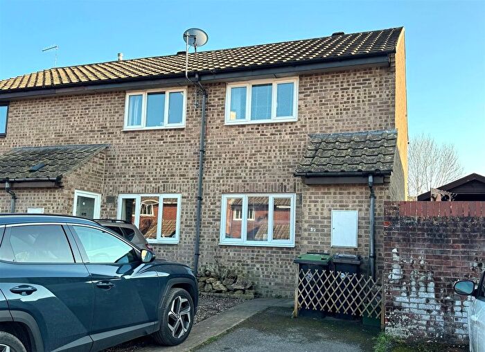 2 Bedroom End Terrace House For Sale In Alfred Road, Dorchester, DT1