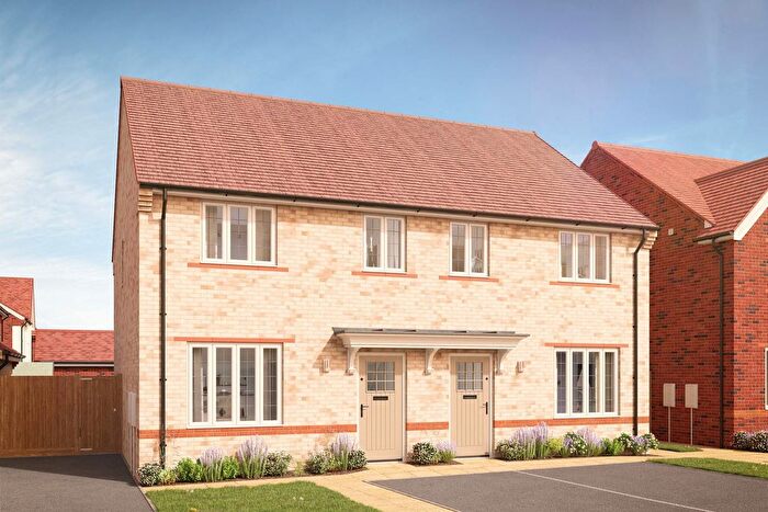 3 Bedroom Semi Detached House For Sale In "The Buxton" At Sanderling Gardens, Rochford, SS4
