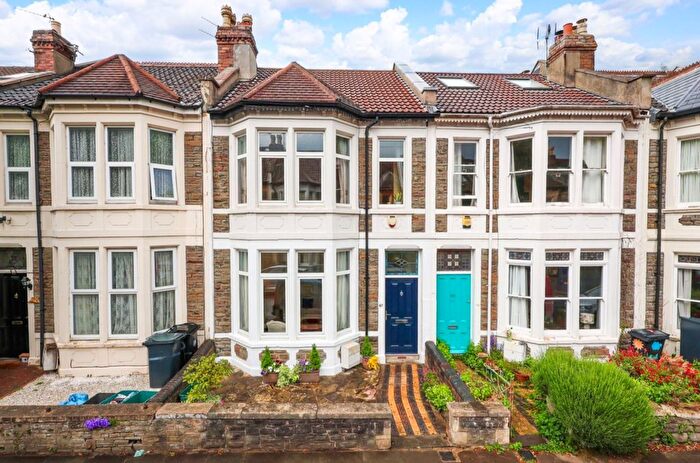 3 Bedroom Terraced House For Sale In Sefton Park Road, Bristol, BS7