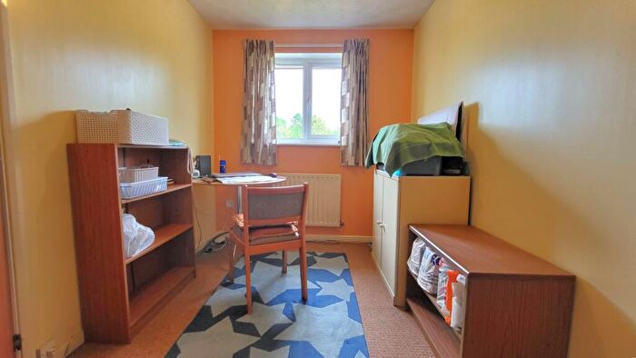 2 Bedroom Terraced House For Sale In Bowness Way, Gunthorpe, Peterborough, PE4