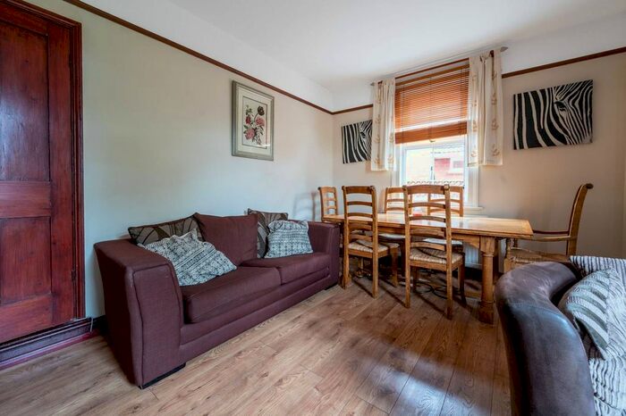 3 Bedroom Semi-Detached House To Rent In Baden Road, Stoughton, Guildford, GU2