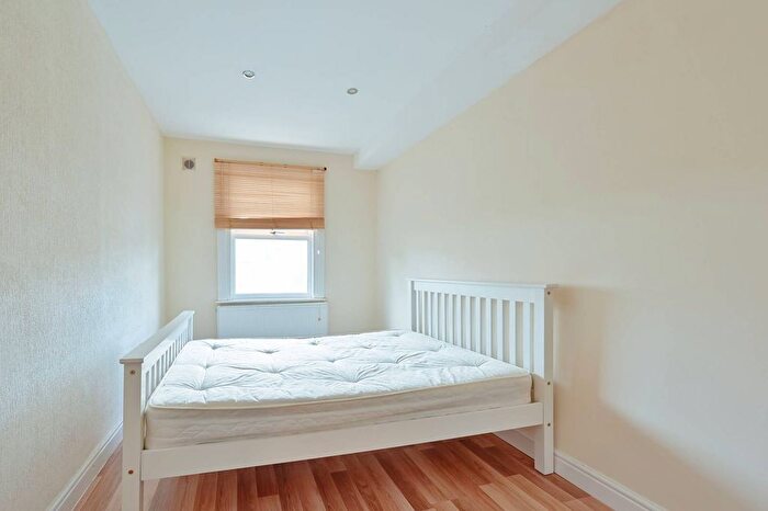 2 Bedroom Flat To Rent In Sherwood Road, South Harrow, HA2