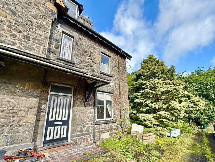 6 Bedroom House For Sale In Bryn Castell, Trefriw, LL27