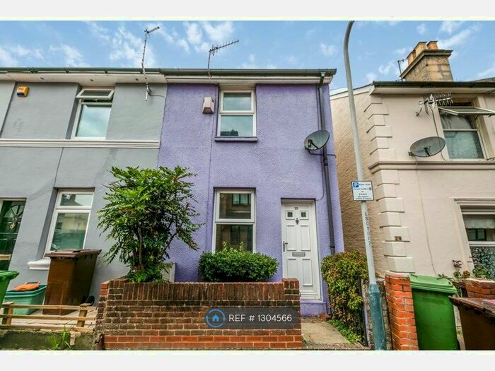 2 Bedroom End Of Terrace House To Rent In Stanley Road, Tunbridge Wells TN1