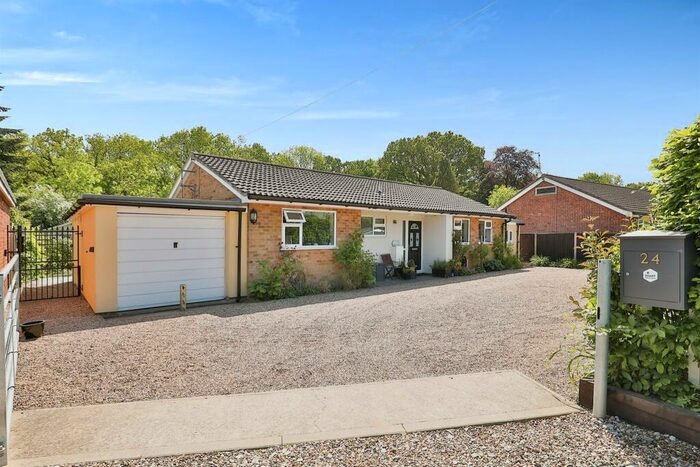 3 Bedroom Detached Bungalow For Sale In Litcham Road, Gressenhall, Dereham, NR20