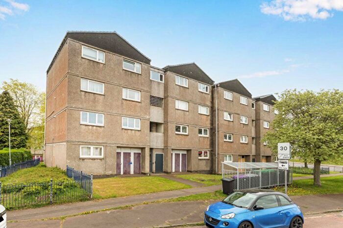 2 Bedroom Flat For Sale In / Saughton Mains Street, Saughton, Edinburgh, EH11