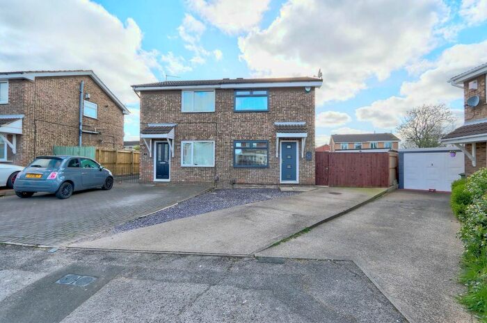 2 Bedroom Semi-Detached House To Rent In Achillies Close, South Bank, TS6