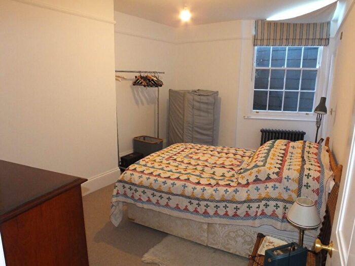 2 Bedroom Apartment To Rent In Market Lane, Lewes, East Sussex, BN7