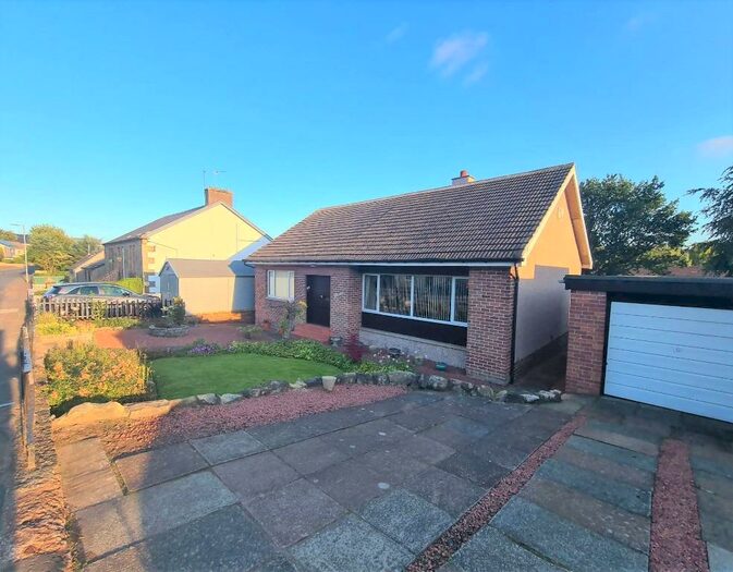 3 Bedroom Detached House To Rent In Carnwath Road, Carluke, ML8