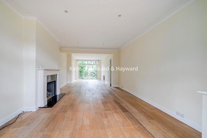 3 Bedroom House To Rent In The Chase, Bromley, Kent, BR1