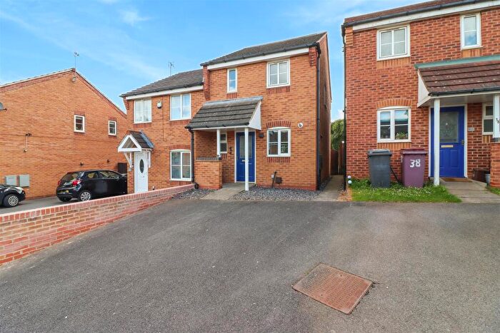 2 Bedroom Semi-Detached House For Sale In Bracken Road, Shirebrook, Mansfield, NG20