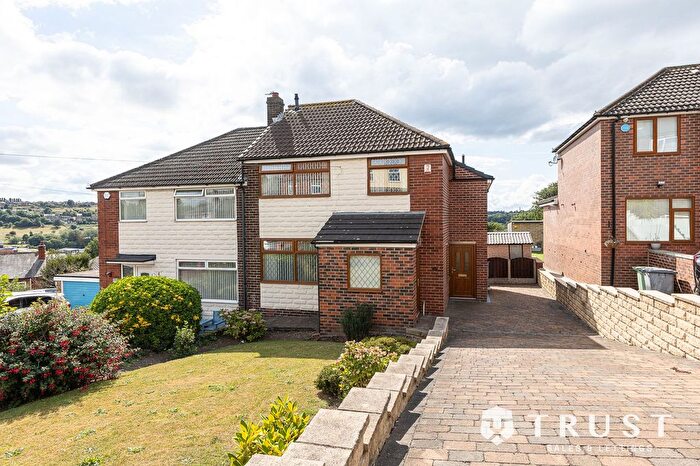 3 Bedroom Semi-Detached House For Sale In Bridle Street, Soothill, WF17