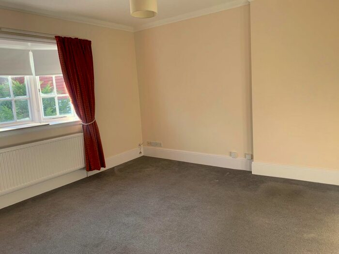 1 Bedroom Flat To Rent In Stoneygate Avenue, Leicester, LE2