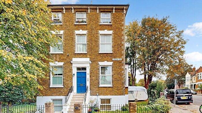 Studio To Rent In Sheen Road, TW9