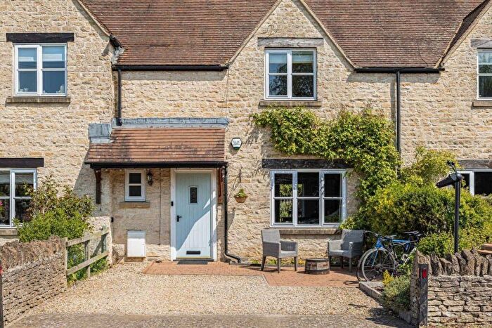 3 Bedroom Terraced House For Sale In High Road, Ashton Keynes, Wiltshire, SN6