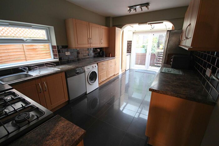 1 Bedroom Property To Rent In York Road, Aldershot, GU11