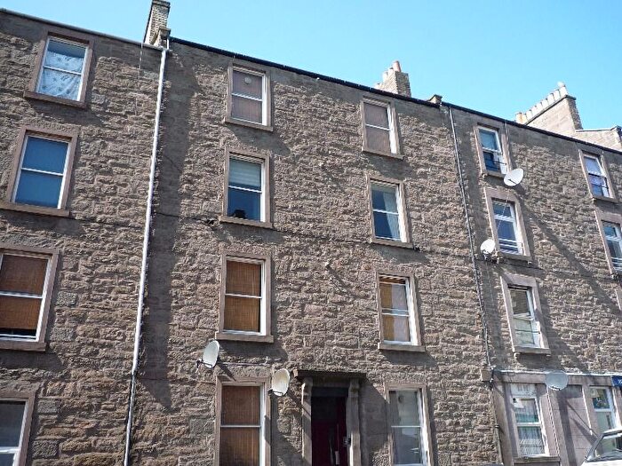 2 Bedroom Flat To Rent In Blackness Street, Dundee, DD1