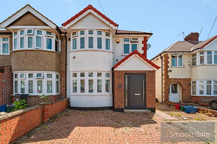 3 Bedroom Semi-Detached House For Sale In Willow Gardens, Hounslow, TW3