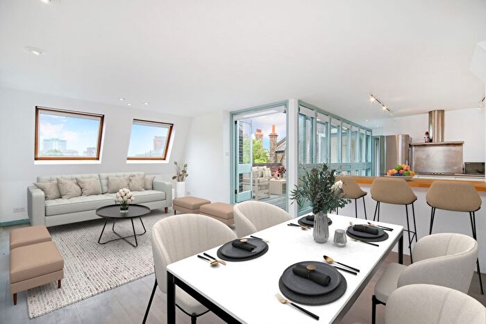 3 Bedroom Flat For Sale In Avonmore Place, London, W14