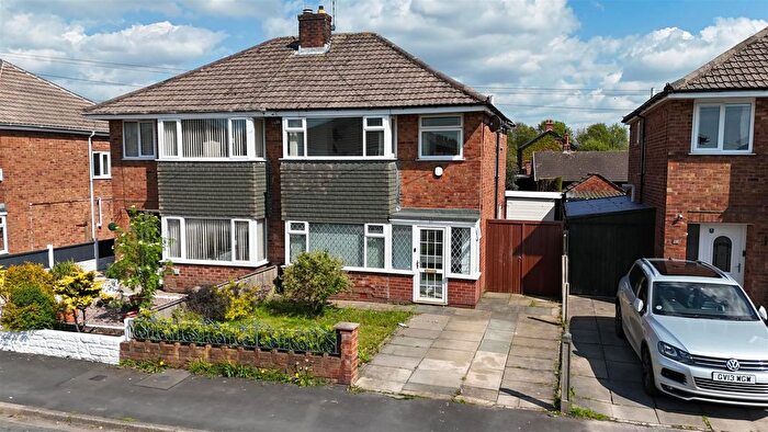 3 Bedroom Semi-Detached House For Sale In Sidney Avenue, Hesketh Bank, Preston, PR4