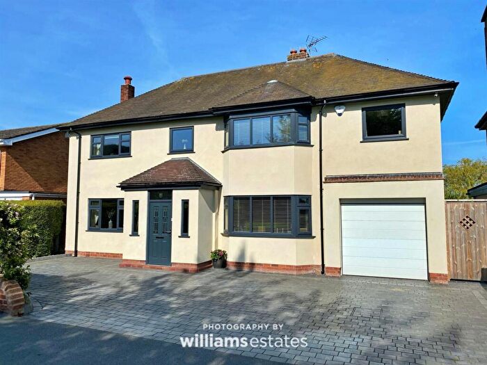 4 Bedroom Detached House For Sale In Eldon Drive, Abergele, LL22