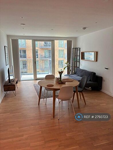1 Bedroom Flat To Rent In Kingwood Apartments, London, SE8
