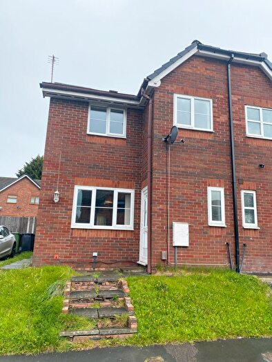 3 Bedroom Semi Detached House To Rent In Abbeyfields, Wigan, WN6
