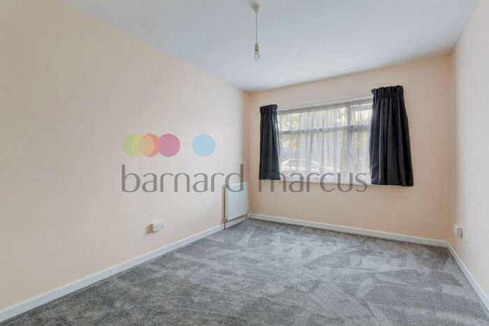 2 Bedroom Apartment To Rent In Wide Way, Mitcham, CR4