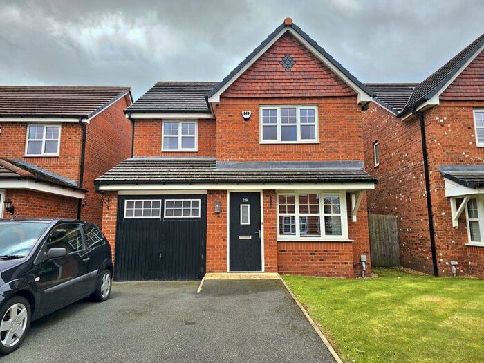 4 Bedroom Detached House To Rent In Becconsall Gardens, Hesketh Bank, Preston, PR4