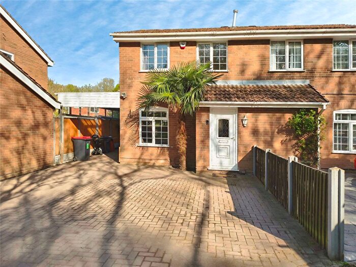 3 Bedroom Semi-Detached House For Sale In Spruce Drive, Leegomery, Telford, Shropshire, TF1