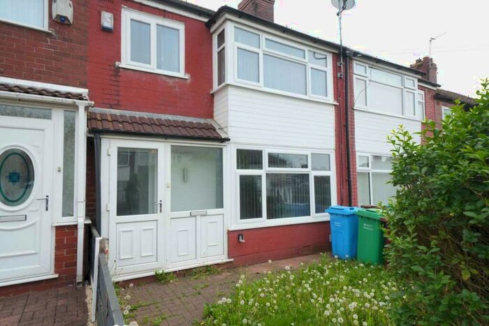 3 Bedroom Semi-Detached House To Rent In Hacking Street, Broughton, M7