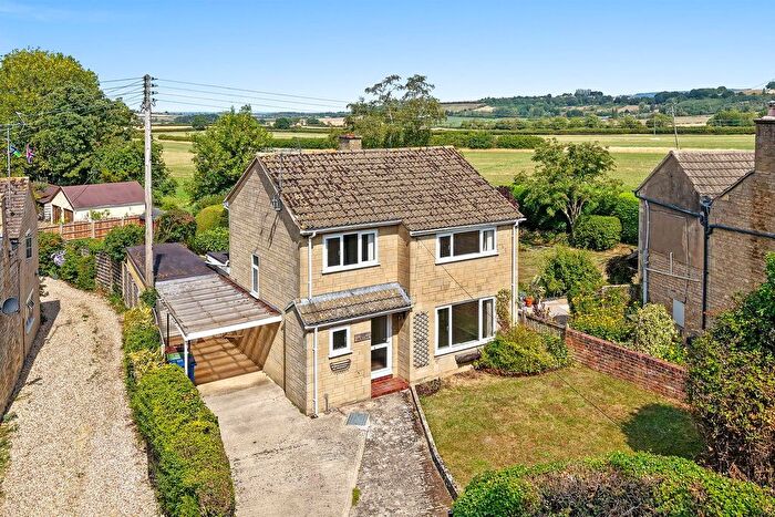 3 Bedroom Detached House For Sale In Gretton, Cheltenham, GL54