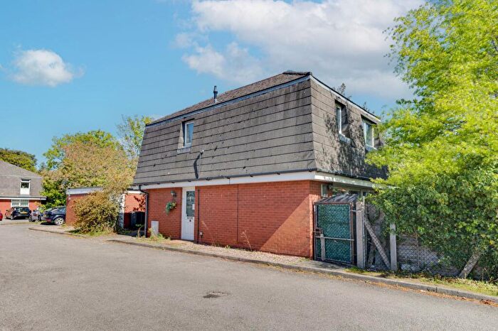 3 Bedroom Semi-Detached House For Sale In Middlewich Road, Sandbach, CW11