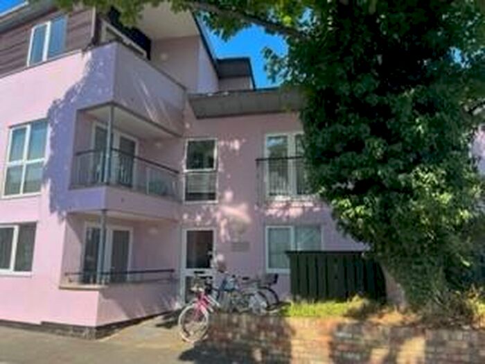 1 Bedroom Apartment To Rent In Circus Street, Oxford, OX4