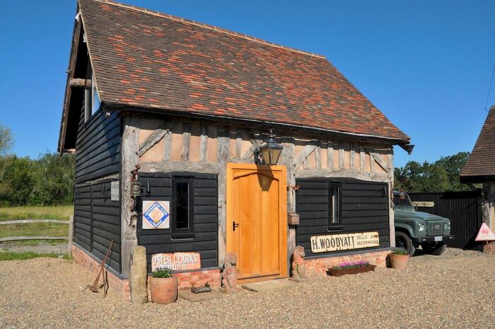 2 Bedroom Detached House To Rent In Marden Road, Staplehurst, Tonbridge, TN12