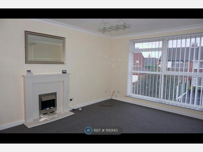 2 Bedroom Flat To Rent In Garfield Court, Blackpool, FY3