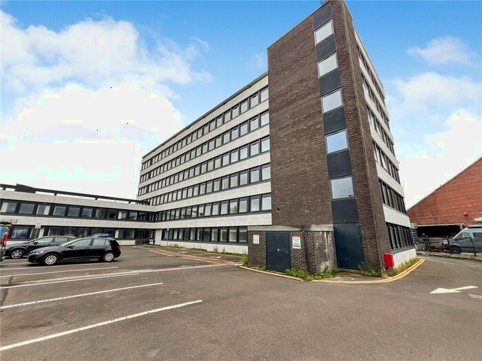 2 Bedroom Apartment To Rent In Green Lane, Yeadon, Leeds, West Yorkshire, LS19