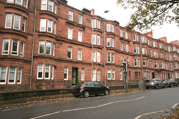 2 Bedroom Flat To Rent In Tollcross Road, Bright Bed Unfurnished Apartment, Tollcross - Available Now, G32