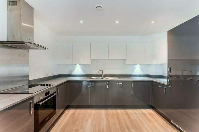 1 Bedroom Apartment To Rent In Brumwell Avenue, London, SE18