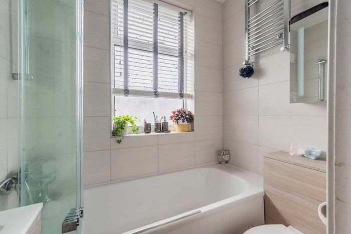 3 Bedroom Property For Sale In Heath Road, West Harrow, Harrow, HA1