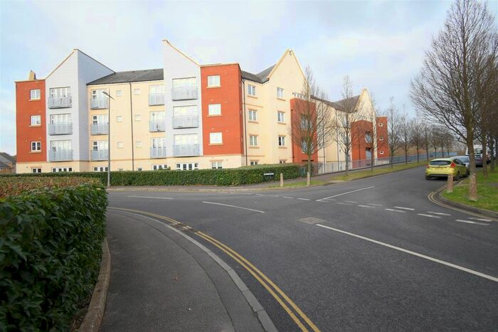 1 Bedroom Flat To Rent In Arnold Road, Mangotsfield, Bristol BS16