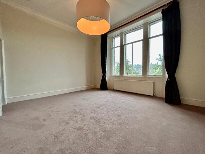 3 Bedroom Flat To Rent In Tay Street, Perth, Perthshire, PH1