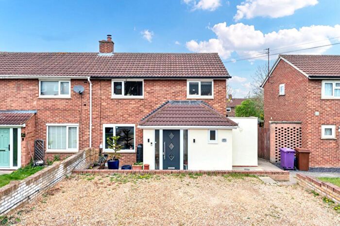 3 Bedroom Semi-Detached House For Sale In Newman Avenue, Royston, SG8